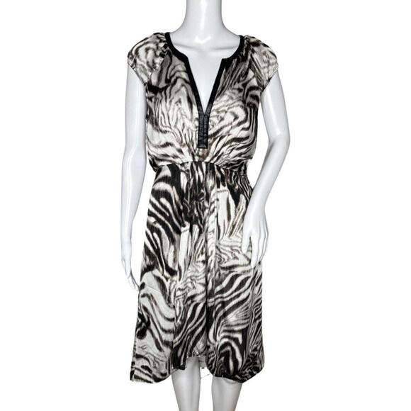 Boston Proper Dress Womens 8 White Brown Zebra Print Satin Stylish‎ Edgy Bold - Picture 1 of 9